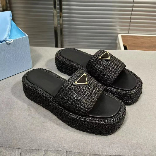 2025 New Top Women's Thick Bottom Slipper Sandals Flat Platform Rattan Square Head Casual Comfortable Shoes Solid Color