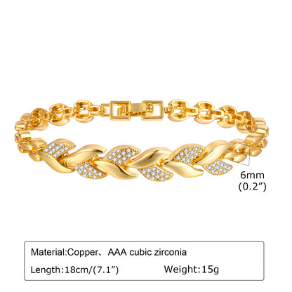 Elegant Gold-Plated Paperclip Bracelet with Cubic Zirconia